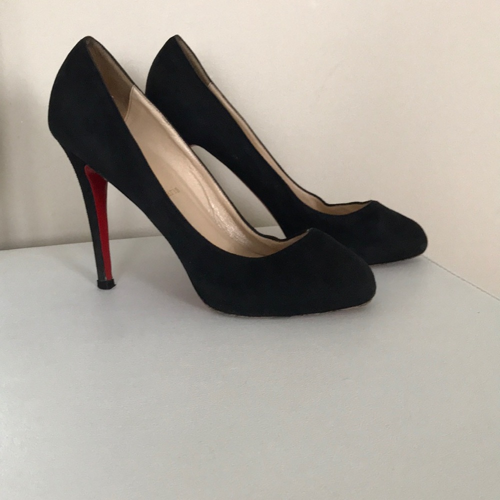 Authentic Christian louboutin